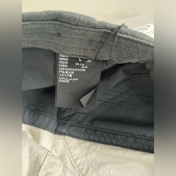 Balenciaga 50/50 Black and White Baseball Cap - Picture 7 of 8